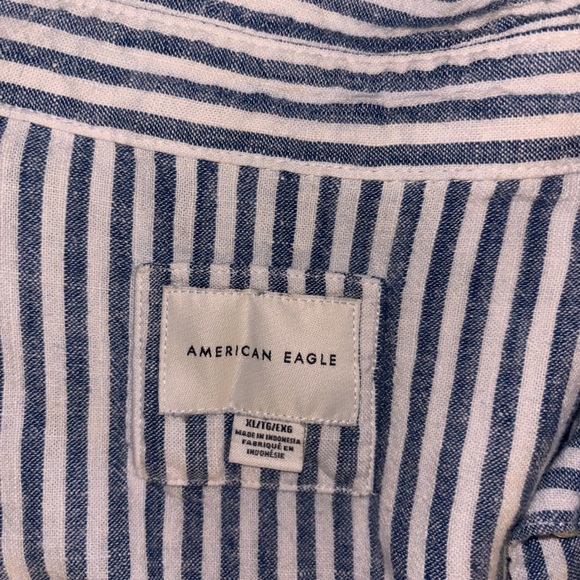 American Eagle Outfitters Blue and White Striped Shirt - Picture 3 of 3
